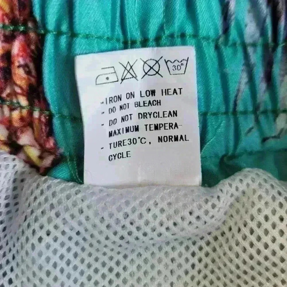 Pineapple Swim Trunks Beach vacation Quick Dry Board Shorts with Mesh si… - Picture 7 of 8